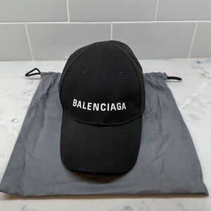 BALENCIAGA baseball cap- size L black/ white